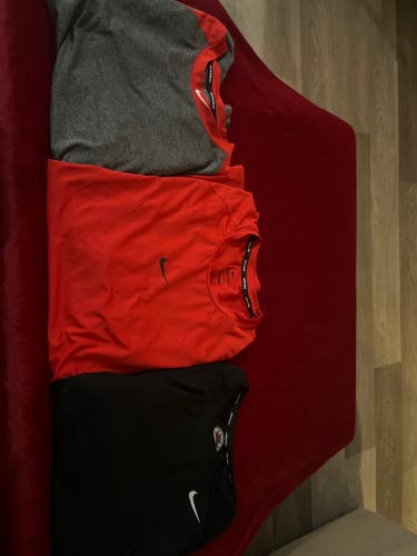 Red XL Men's Nike Compression (Used)