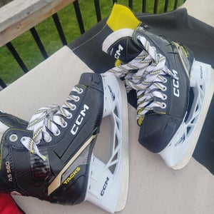 CCM Tacks AS 560 Hockey Skates 6 (Used)
