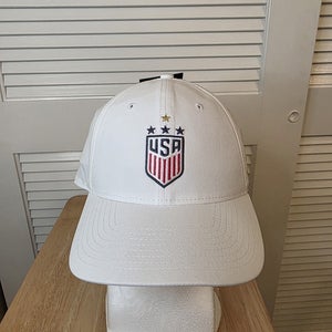 NWT USWNT Nike Legacy86 Strapback Hat