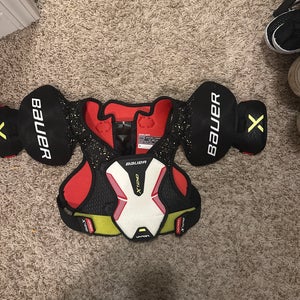 Youth  Bauer Shoulder Pads (Used)