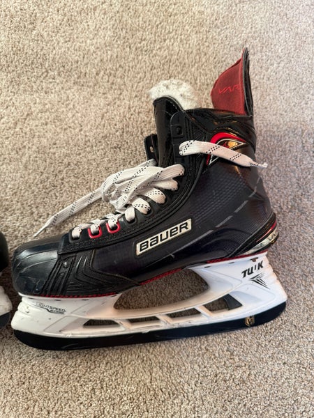Bauer Vapor 1X Hockey Skates Regular Width Pro Stock 9.5 (Used)