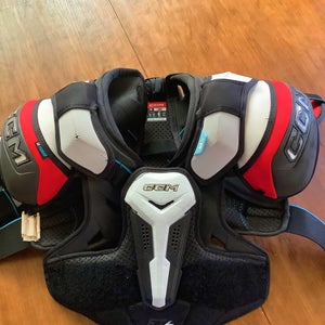 CCM Jetspeed FT6 Shoulder Pads