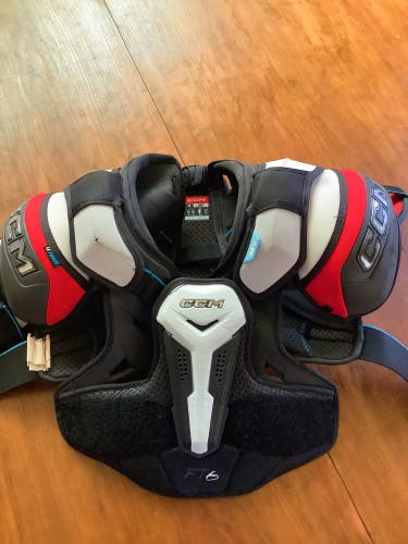 CCM Jetspeed FT6 Shoulder Pads