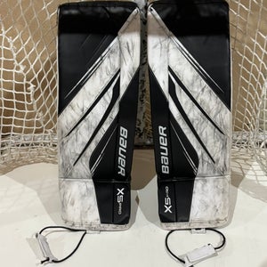 Large  Bauer Vapor X5 Pro Goalie Leg Pads (Used)