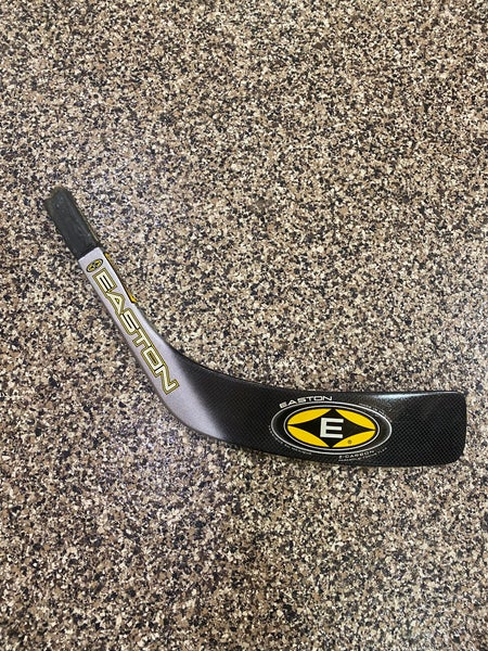 Easton Focus Flex Right Handed Stick Blade Heel Pattern  (New)