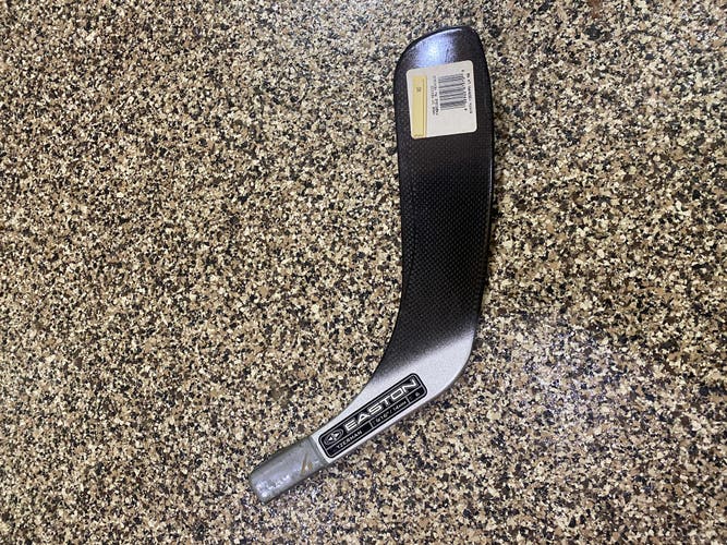 Easton Synthesis Left Hand Stick Blade Mid Pattern  (New)
