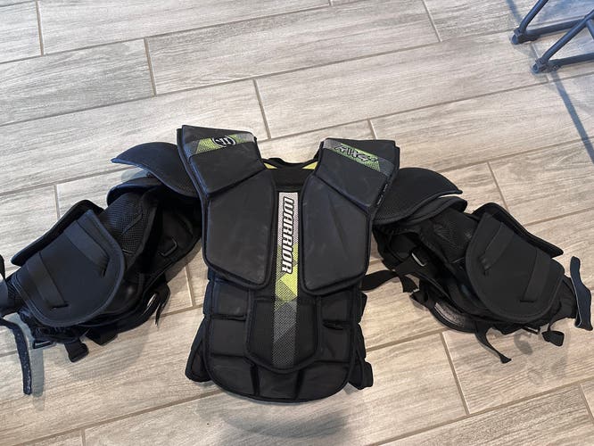 Goalie chest protector