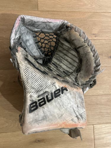 Bauer Vapor X900 Glove