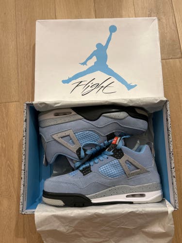 Air Jordan 4 Retro SP North Carolina Blue Men’s 8.5 (NEW)