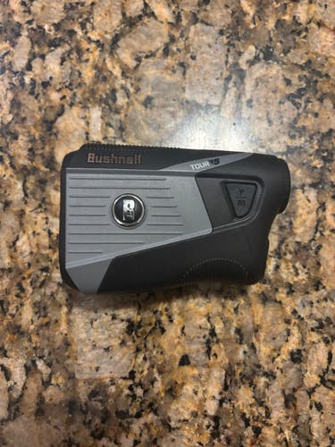 Bushnell Rangefinder Tour V5 Great Condition (Used)