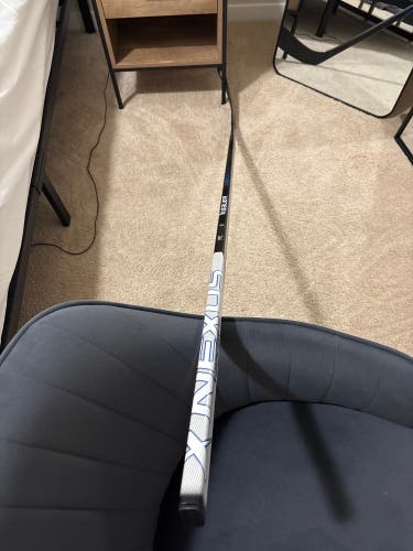 P92 | 70 Flex NEW! Senior Bauer Nexus(tracer) League Right Handed Hockey Stick Pro Stock