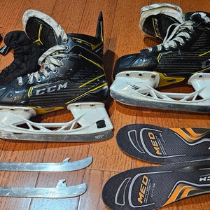 CCM Super Tacks AS3 Pro Hockey Skates Regular Width Size 4.5 (Used)