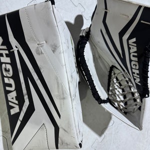 Vaughn SLR3 Youth, White/Black (Used)