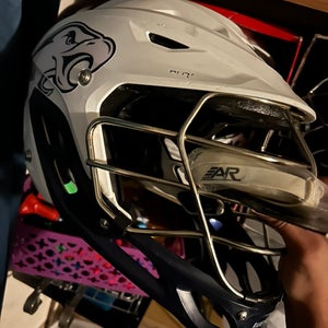 Adult large warrior burn lacrosse helmet adjustable