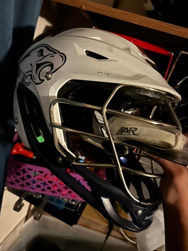 Adult large warrior burn lacrosse helmet adjustable