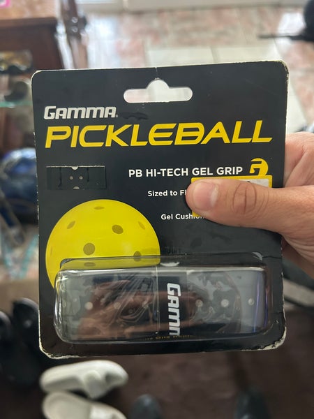 Pickle ball paddle handle grip