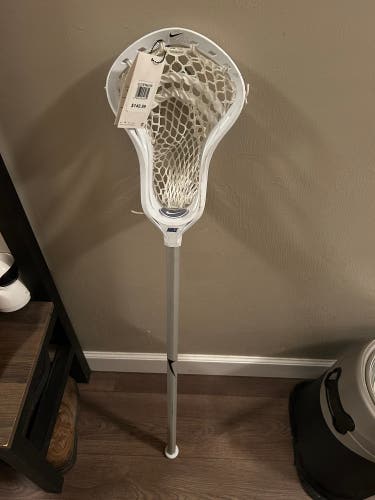 New Nike men’s L3 lacrosse stick complete stick