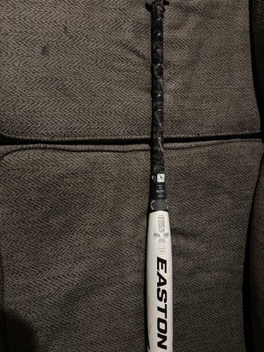 Easton Ghost Composite Bat 19 oz 30" (Used)
