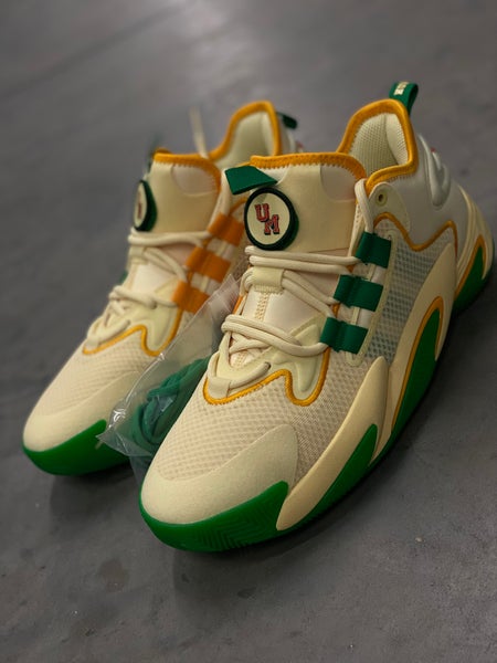 Adidas SM BYW Select Miami Hurricanes men’s size 9 *BRAND NEW* IE0880