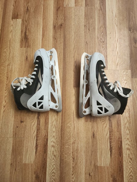 Used Reebok Regular Width  Size 10.5 5K Hockey Goalie Skates