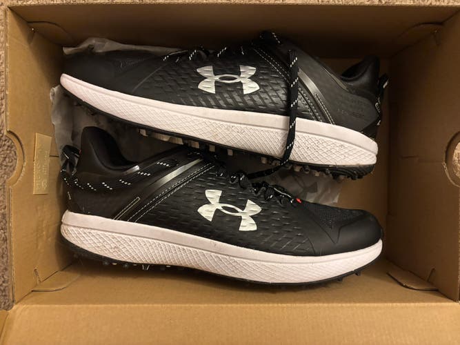Black Men's Size M 10.5 (W 11.5) Under Armour Yard Turf (New)