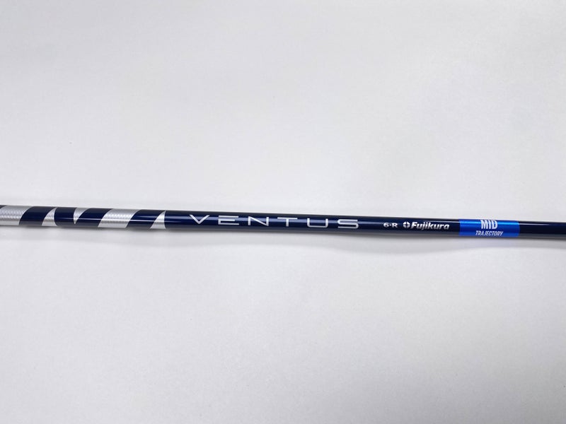 Wilson Dynapwr Carbon Driver 9* Fujikura Ventus Blue 6R Regular Graphite Mens RH