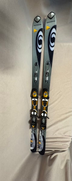 All Mountain 160 cm Salomon Skis With Bindings (Used)
