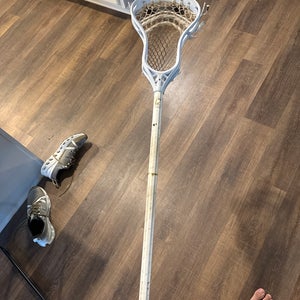 Adult StringKing Mark 2V On White Carbon Pro 2.0 Speed