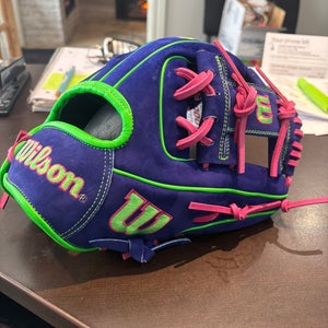 Wilson - 2024 JANUARY GOTM A2000 P1786 "BLUE VELVET" 11.50
