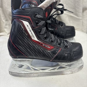 Junior youth size 12 CCM jetspeed ice hockey skates