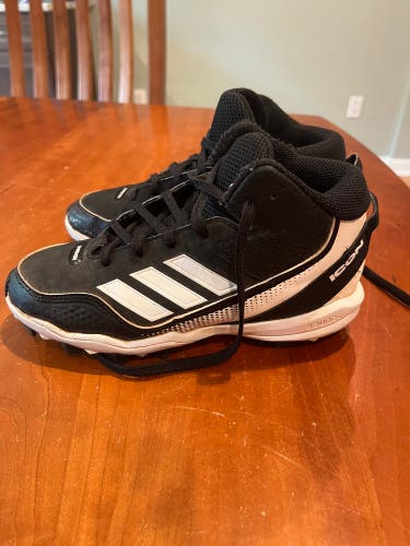 Black Kid's Size M 2.0 (W 3.0) Youth Adidas Icon Molded Cleats (Used)