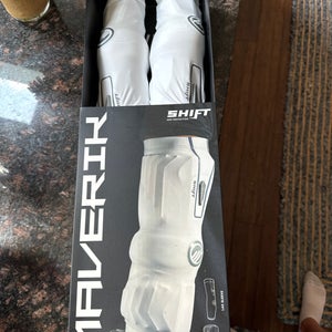 Medium Adult Maverik shift Arm Pads (New)