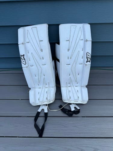 25"  Brian's NetZero 2 Goalie Leg Pads (Used)