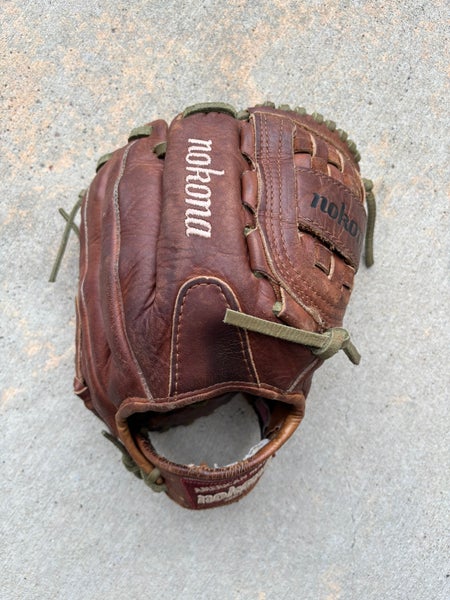 Nokona AMG 1200 (Used)