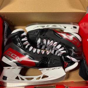 CCM Jetspeed FT680 Hockey Skates Regular Width Size 6 (New)