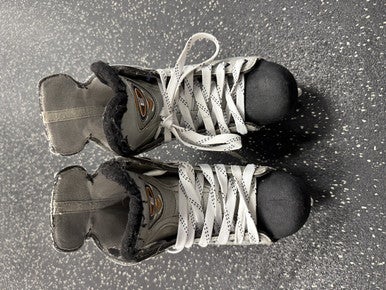 Used Easton SYNERGY Youth Hockey Skate Youth 13.5 11849-S000029615
