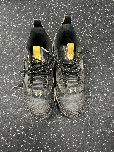 Used Under Armour HARPER 7 BH BB/SB Cleats Black Junior 03.5 11849-S000029604