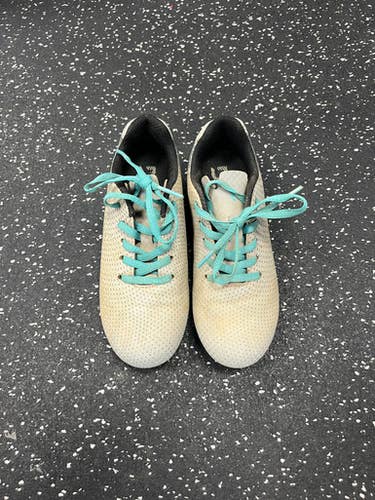 Used Soccer Cleats Grey Youth 13.0 11849-S000029606