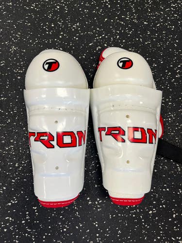 Used Tron SHINGUARDS Youth Shin Guards White And Red 8" 11849-S000029593