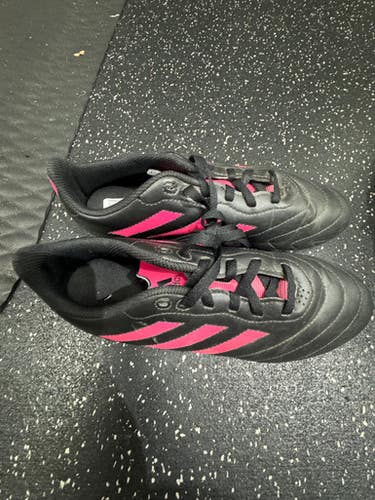 Used Adidas Soccer Cleats Pink Senior 6 11849-S000020863