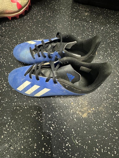 Used Adidas Soccer Cleats Black And Carolina Blue Junior 05 11849-S000026273