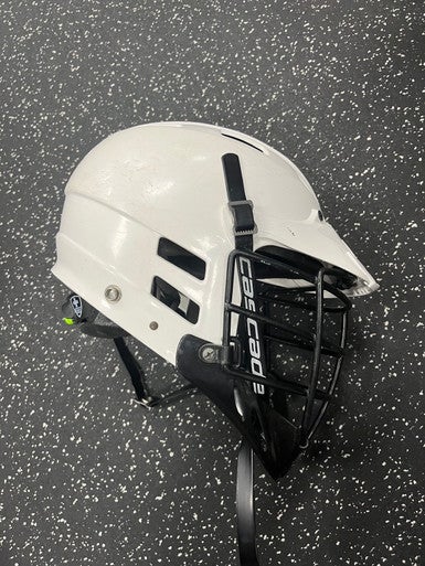 Used Cascade CS Lacrosse Helmet White XS 11849-S000028902