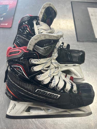 Used Bauer VAPOR X900 Junior Hockey Skate Junior 03.5 11849-S000029536