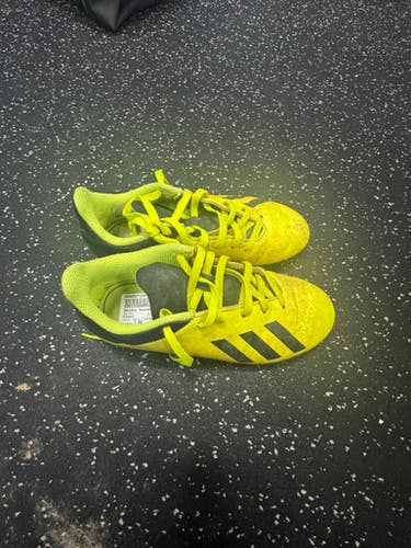 Used Adidas Soccer Cleats Optic Yellow Junior 04 11849-S000027229