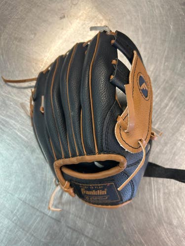 Used Franklin 22723 BB/SB Glove RH Throw Black 9" 11868-S000063680