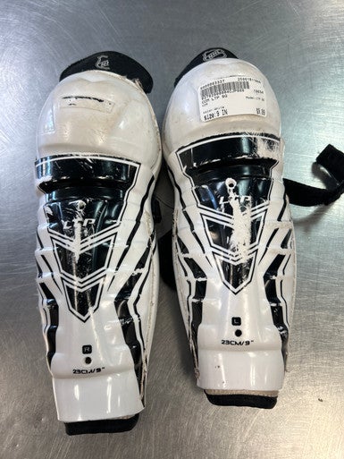 Used CCM LTP SG Youth Shin Guards White 9" 11868-S000063327