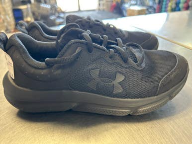 Used Under Armour Running/X-Train Shoes Y Junior 05 11868-S000063386