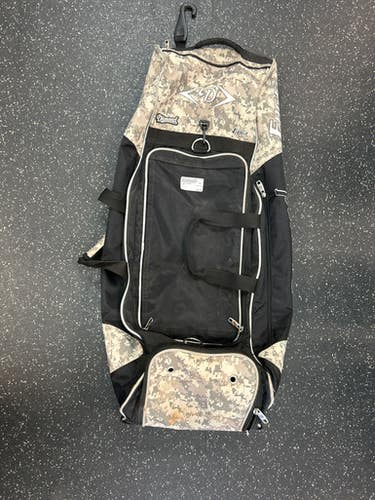Used Diamond EDGE BB/SB Team Wheeled Bag Black 11868-S000063500