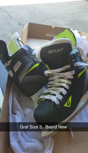 Graf G35 Hockey Skates Size 3 (New)