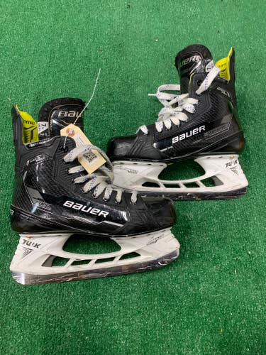 Senior Bauer Supreme Ignite Pro+ Hockey Skates 7.5 (Used)